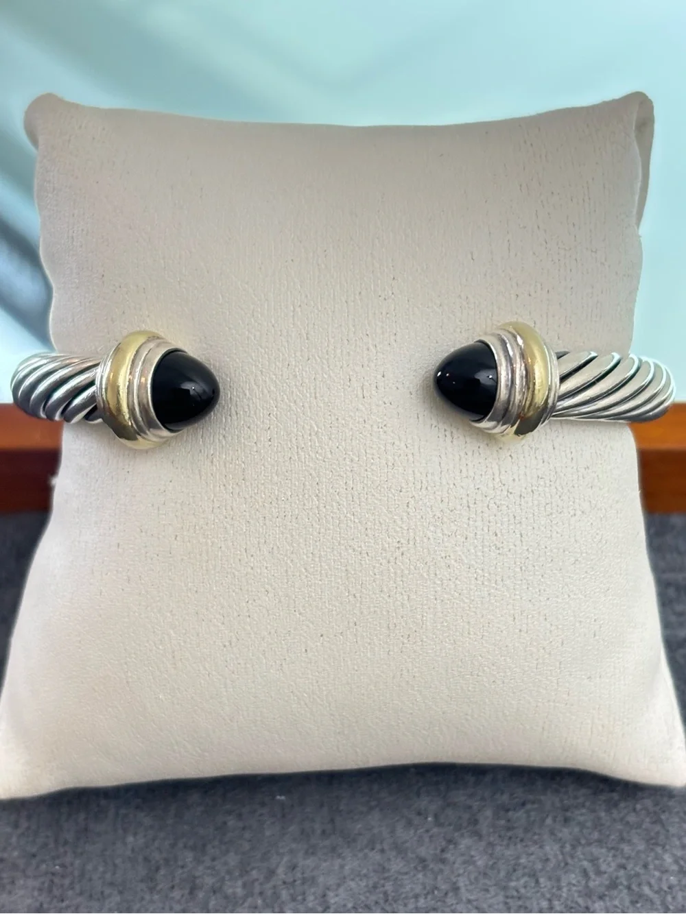 David Yurman 925 & 14k Gold 7mm Cable Cuff with Black Onyx-Medium - Picture 1 of 9